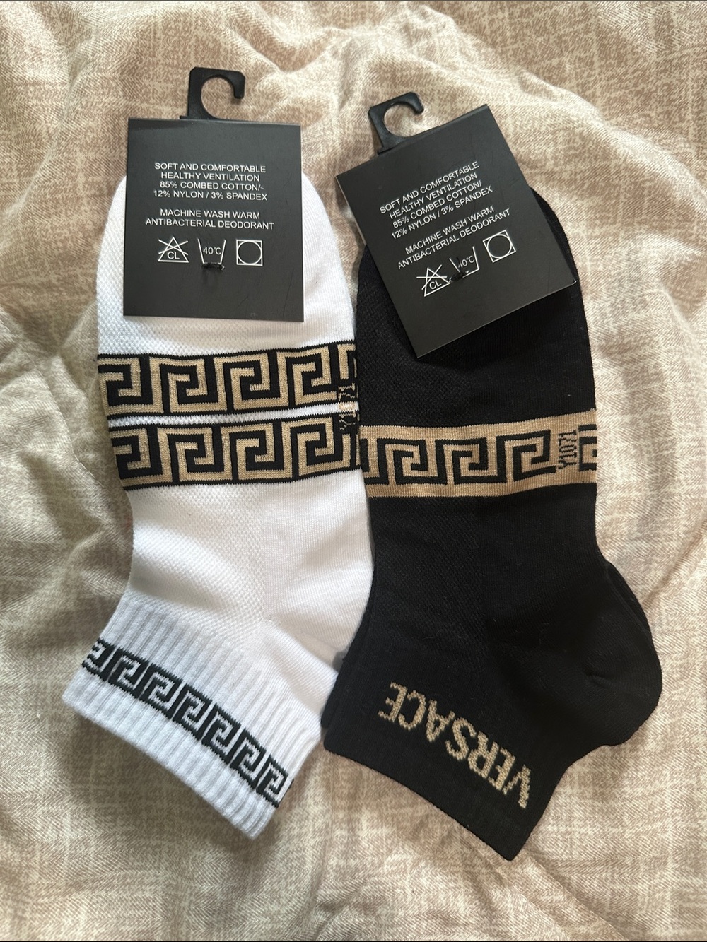Versace White & Black Ankle Socks with Greek Key Detail - Picture 3 of 3
